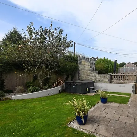 4 Bed In Looe 82227