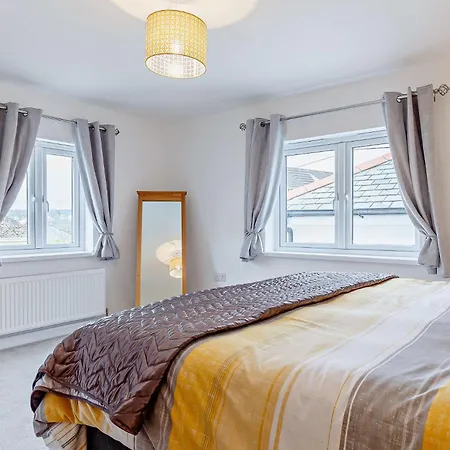 4 Bed In Looe 82227
